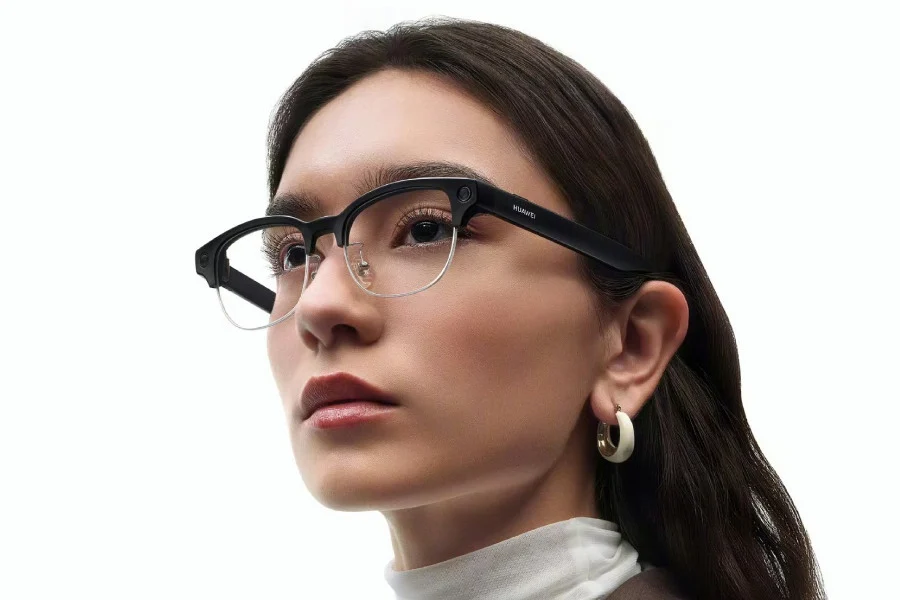 Huawei AI Glasses Launched with In-House AI Chip, Titanium Hinge & Smart Camera Features