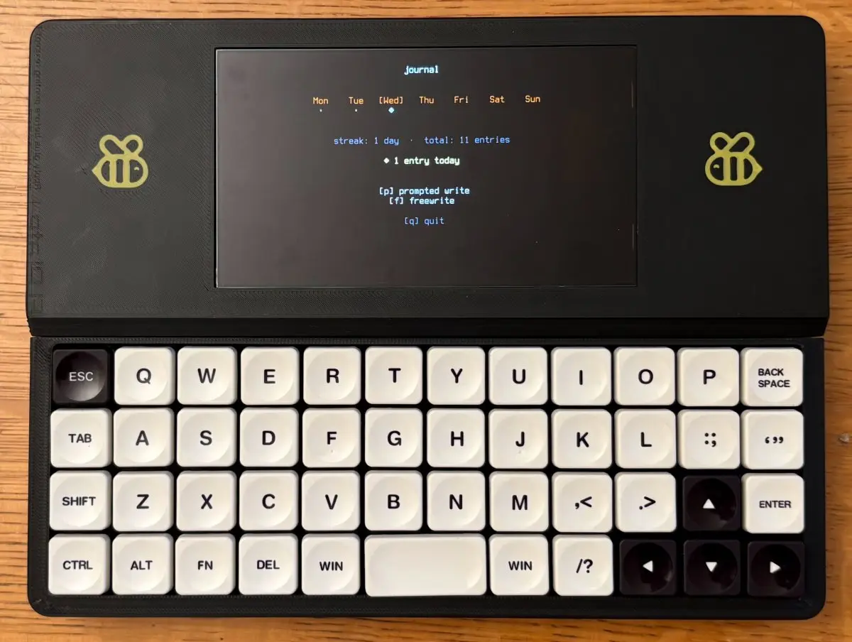 Bee Write Back DIY WriterDeck: Build This Distraction-Free Writing Machine with OLED Display & Mechanical Keyboard